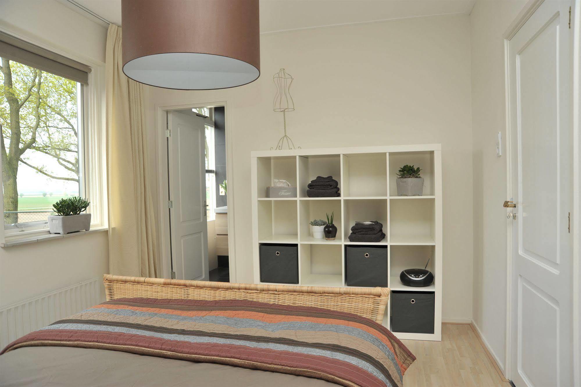 B&B Op De Brabantse Wal Halsteren Экстерьер фото