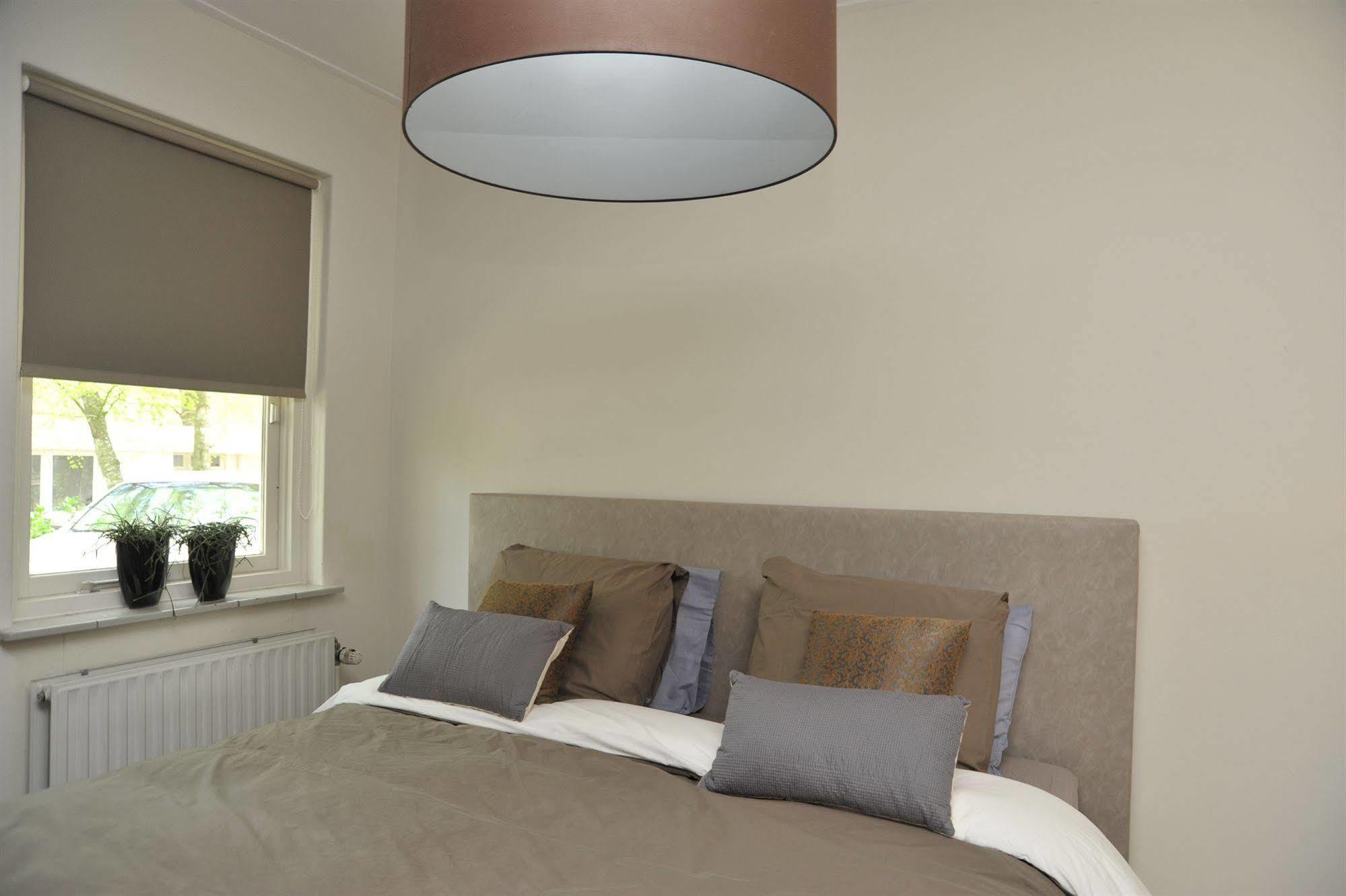 B&B Op De Brabantse Wal Halsteren Экстерьер фото